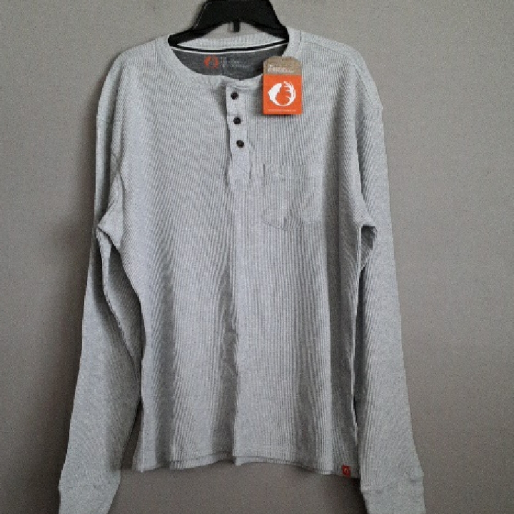 Tha American Outdoorsman Grey Long-Sleeve Henley Shirt with Chest Pocket